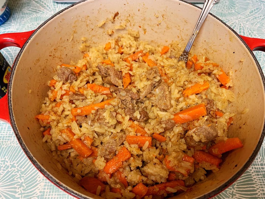 手抓羊肉饭