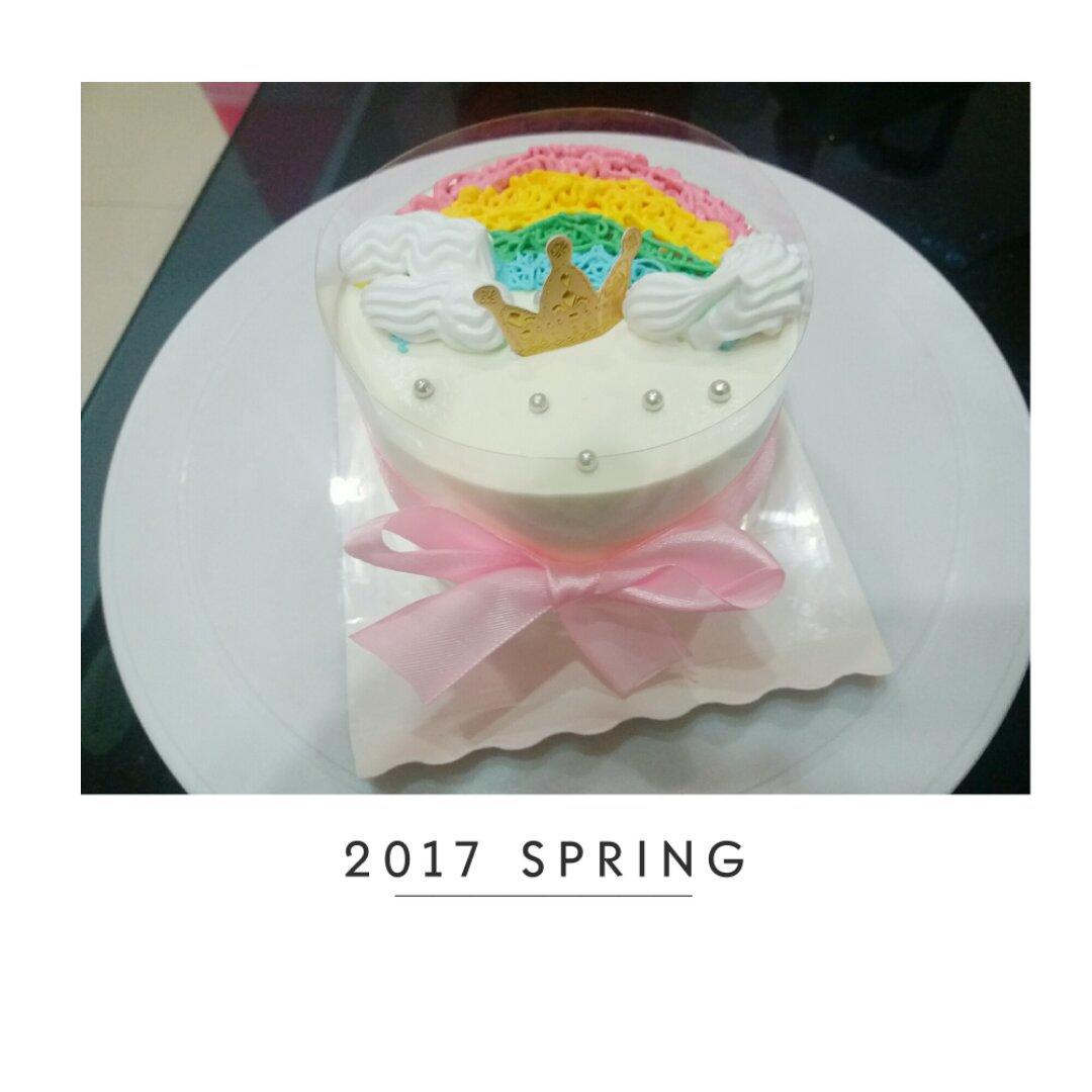 详细的裱花教程--彩虹蛋糕