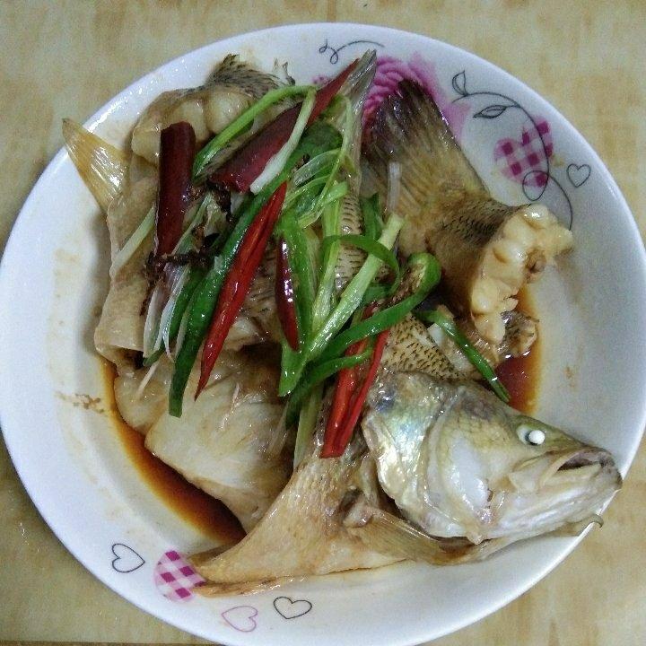 新手零失败的清蒸鲈鱼