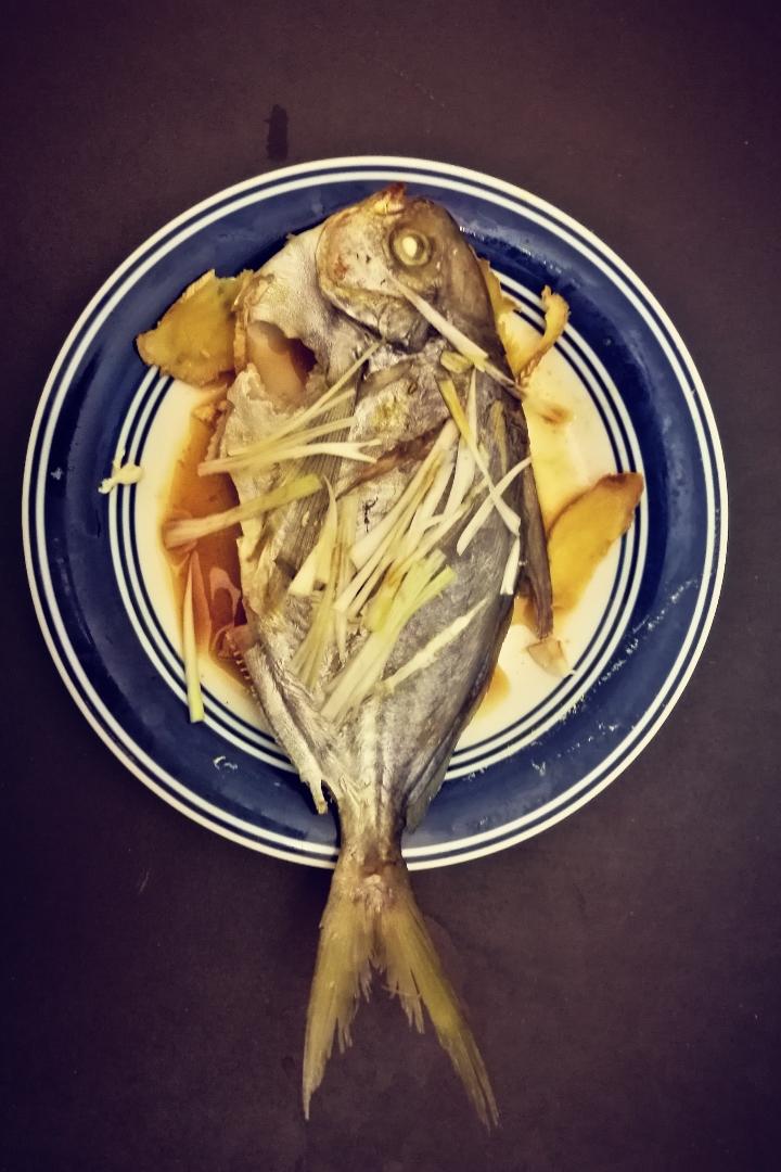 清蒸鲳鱼