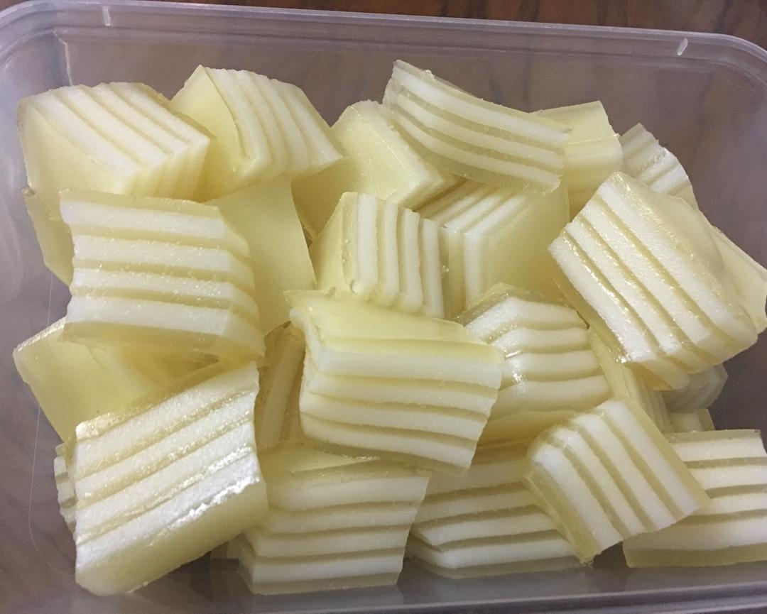 百香果椰浆千层糕