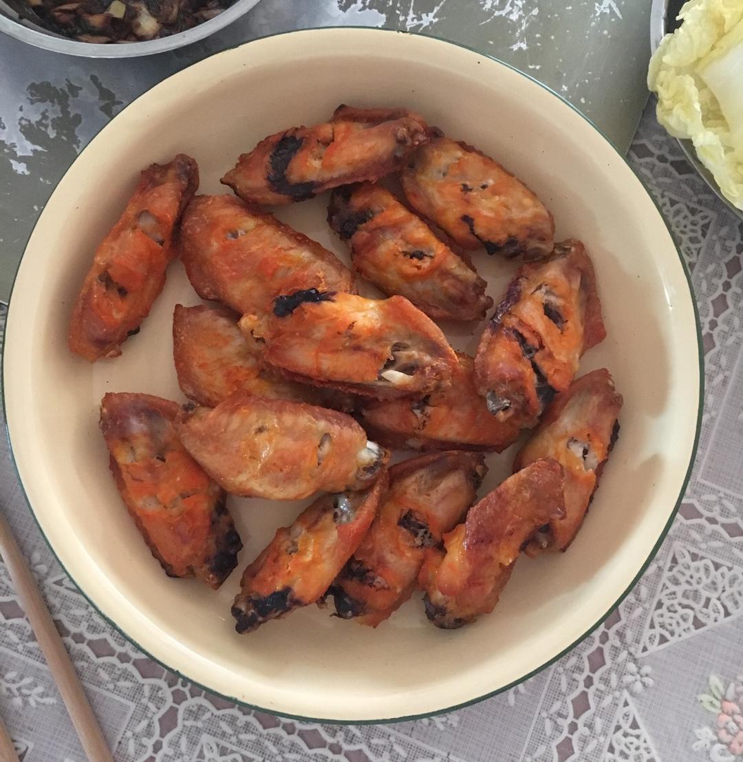 奥尔良烤鸡翅 还没摆盘就被抢光了