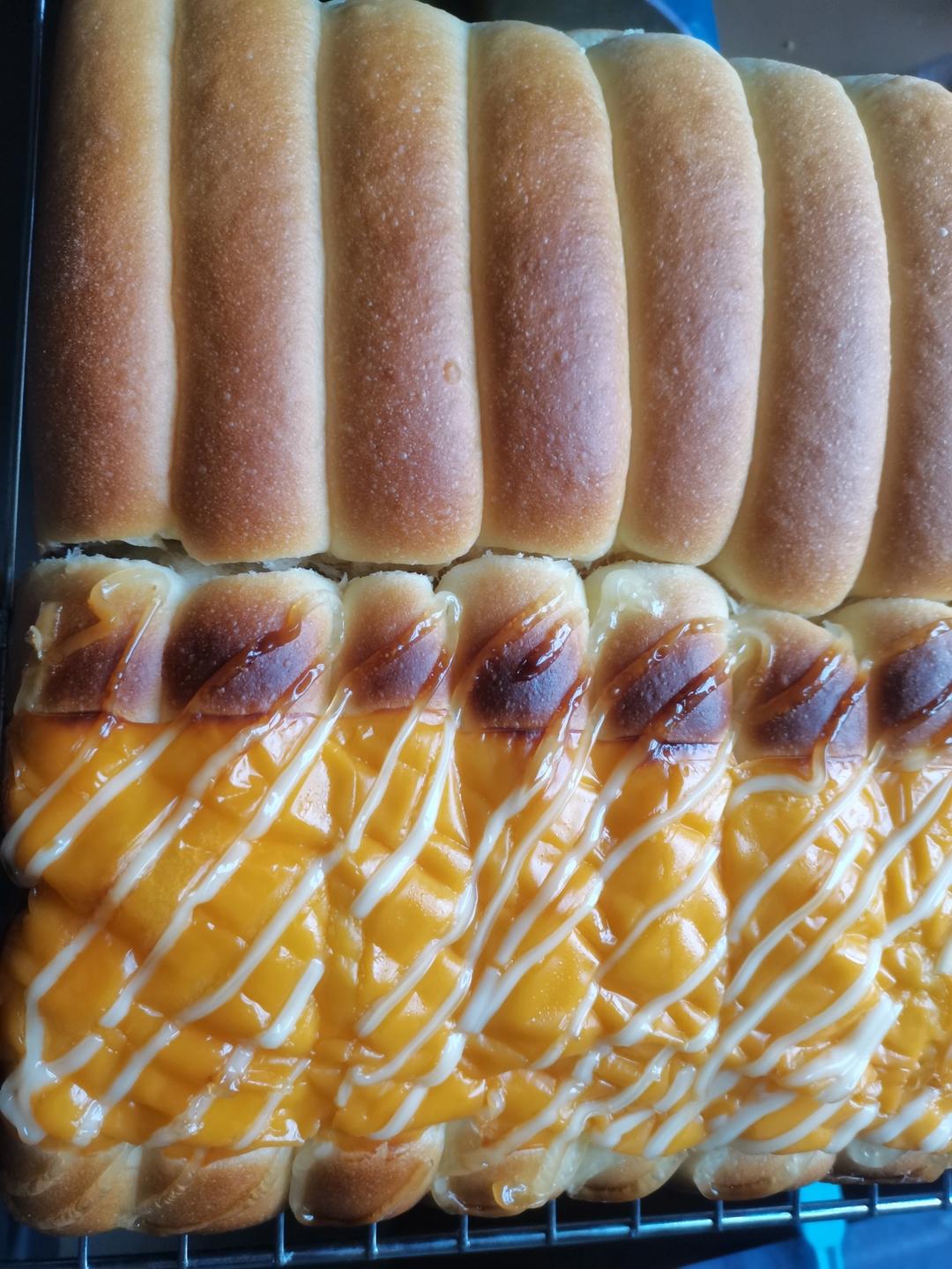 《Tinrry+》双拼芝士牛油排包