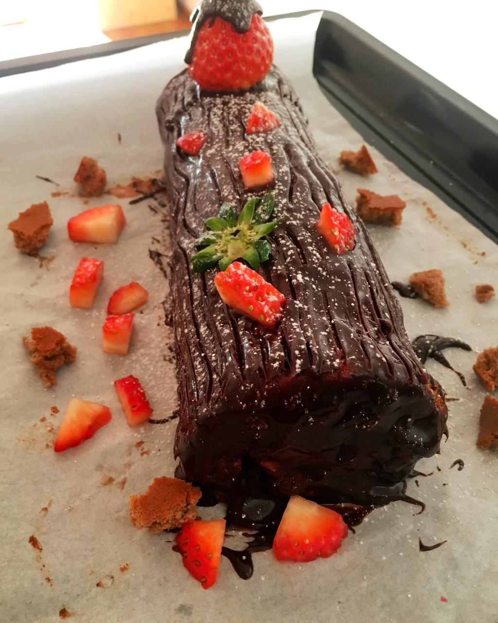 圣诞节树根蛋糕