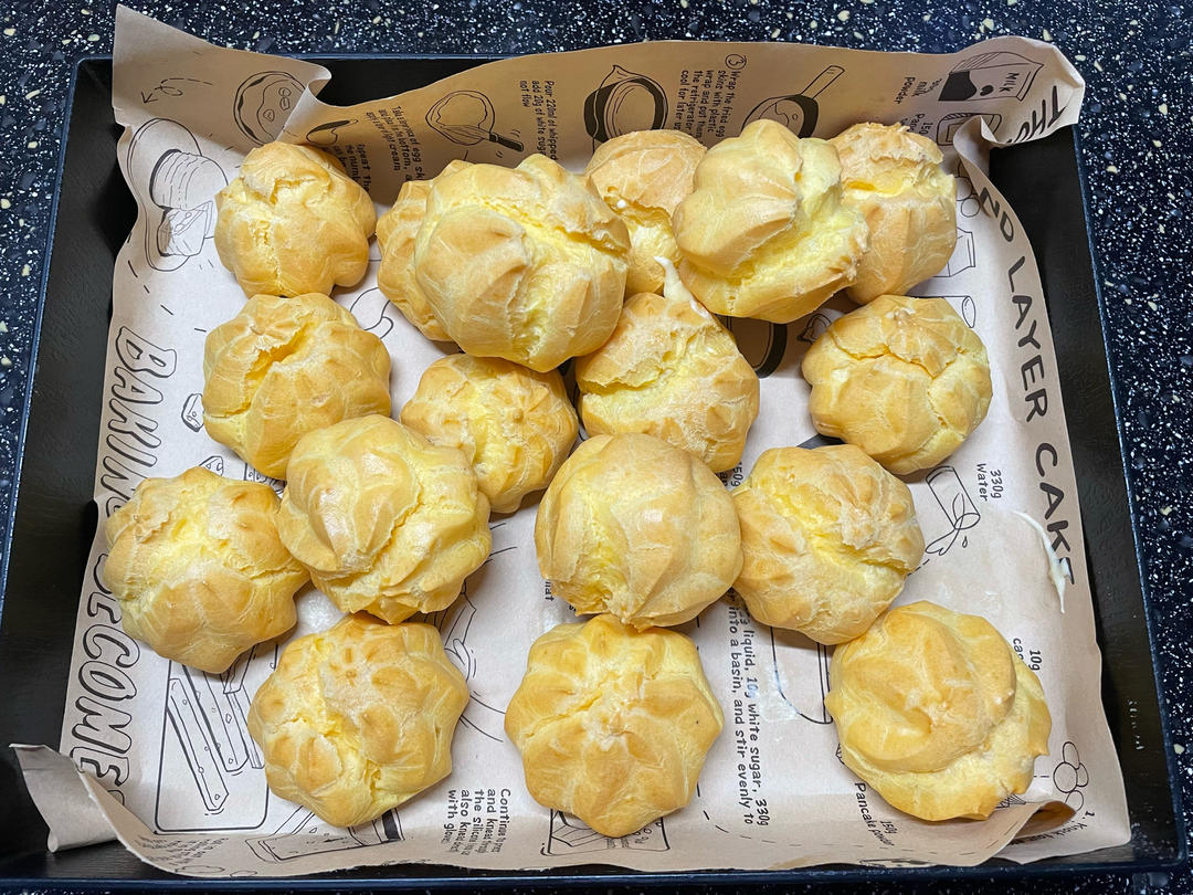 简单易成功的奶油小泡芙做法