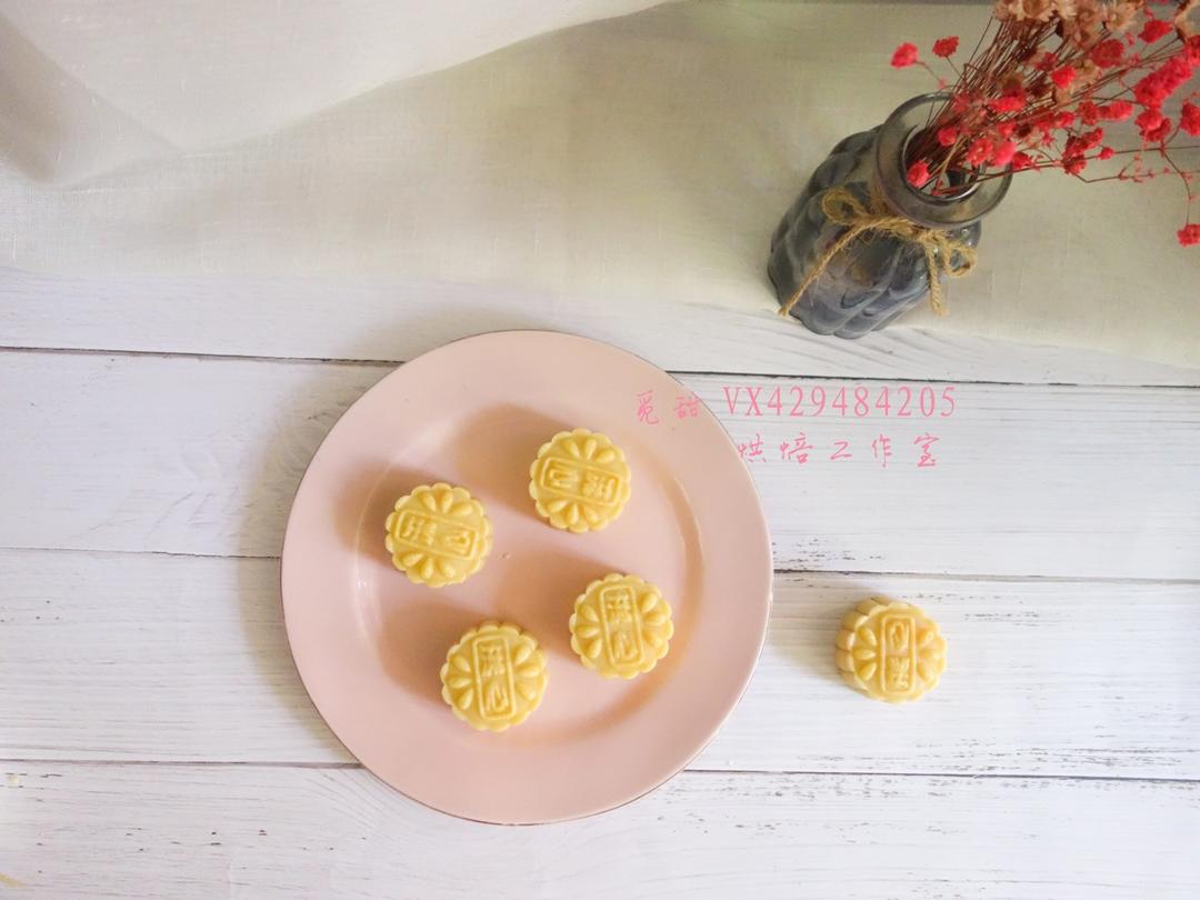 超详细图解版--流心奶黄月饼