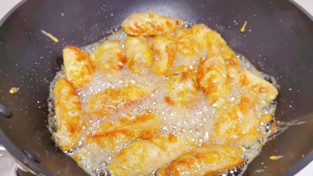 巨巨巨好吃的椒盐鸡翅～酥脆多汁