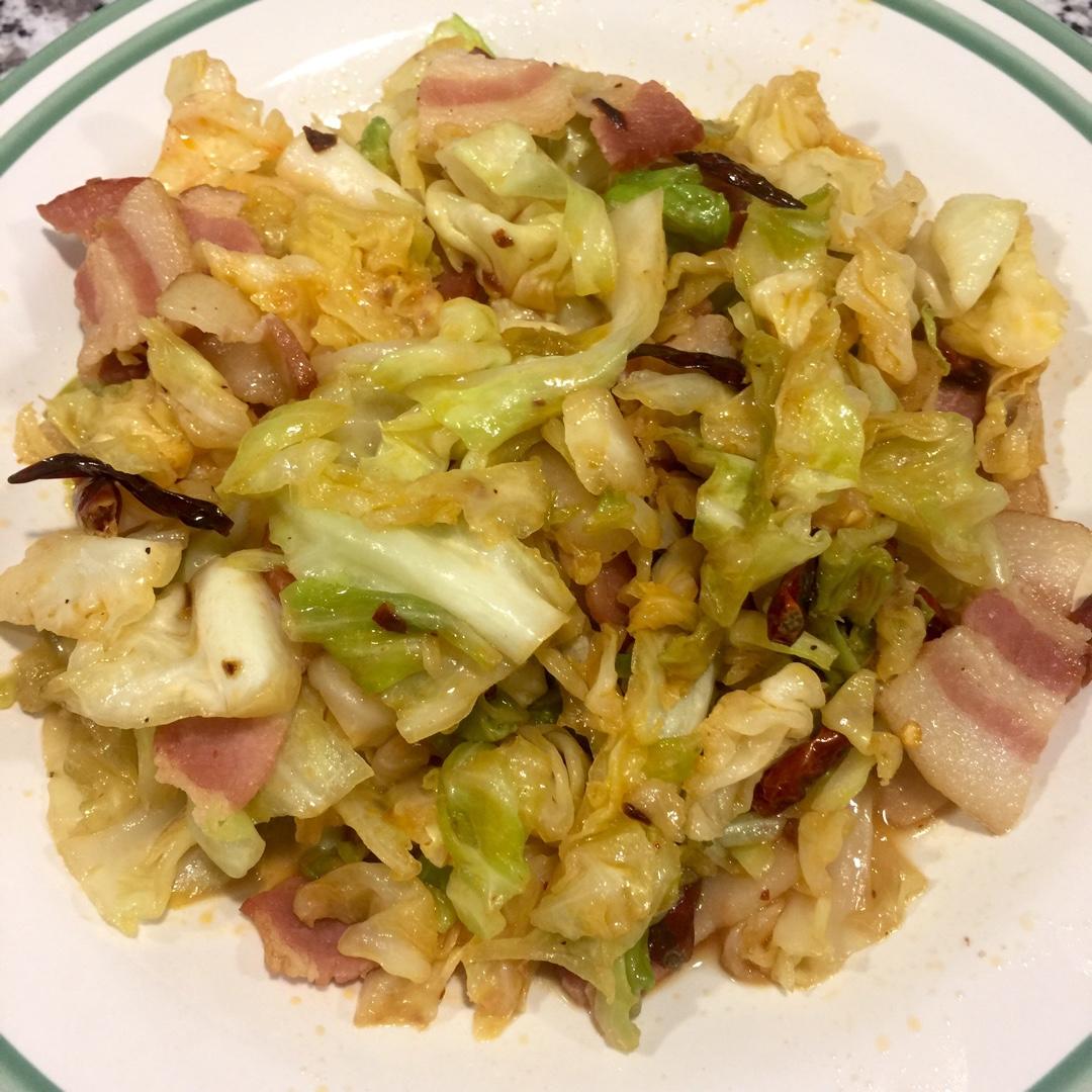 干锅培根手撕包菜