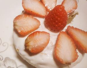 草莓奶油戚风蛋糕的做法 步骤6
