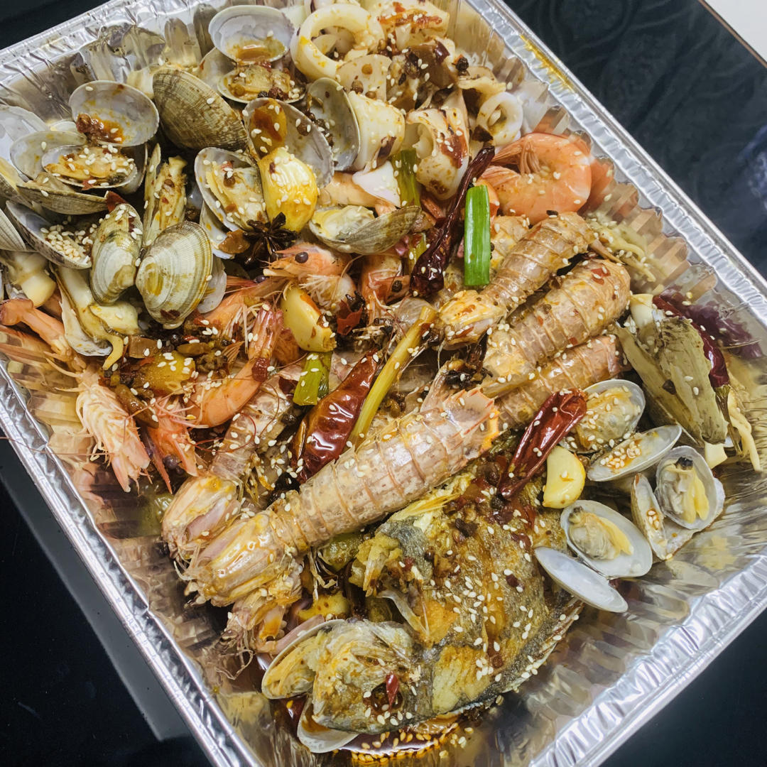 tiramisu8hm2做的闽味海鲜拼盘家庭版烤海鲜