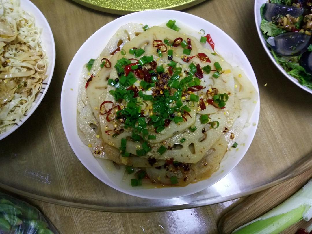 炝拌莲藕片