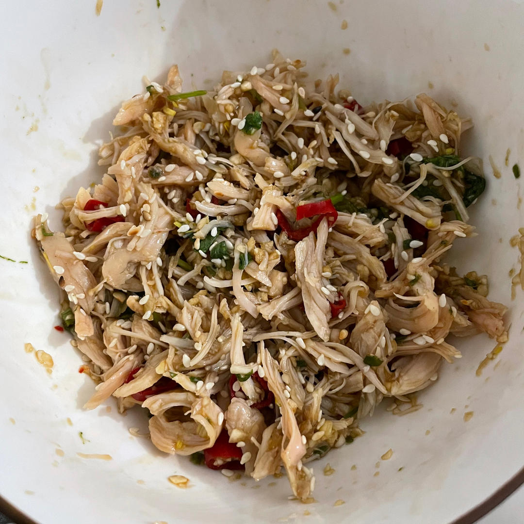 凉拌手撕鸡胸肉