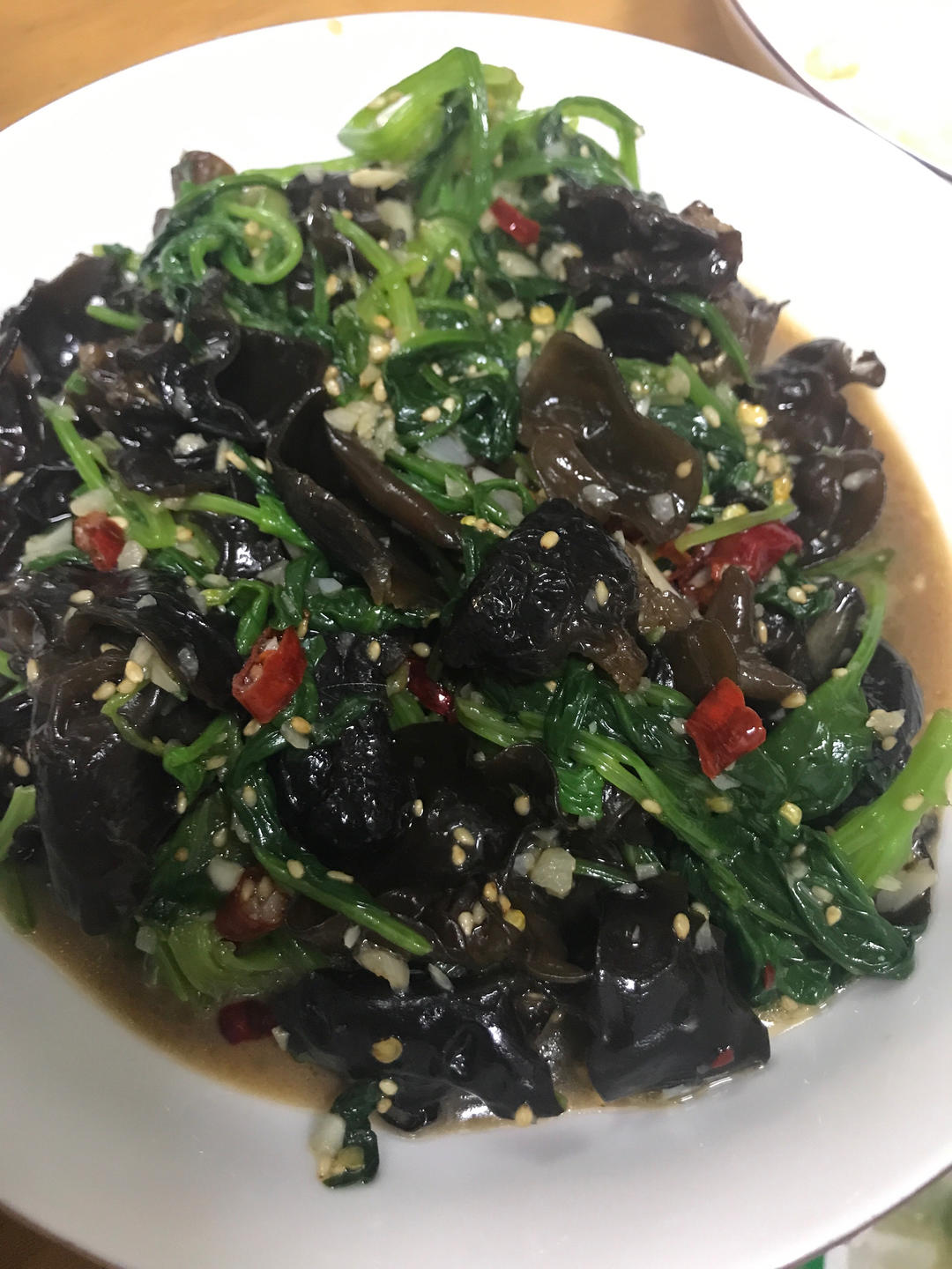 清爽开胃凉菜｜凉拌菠菜木耳