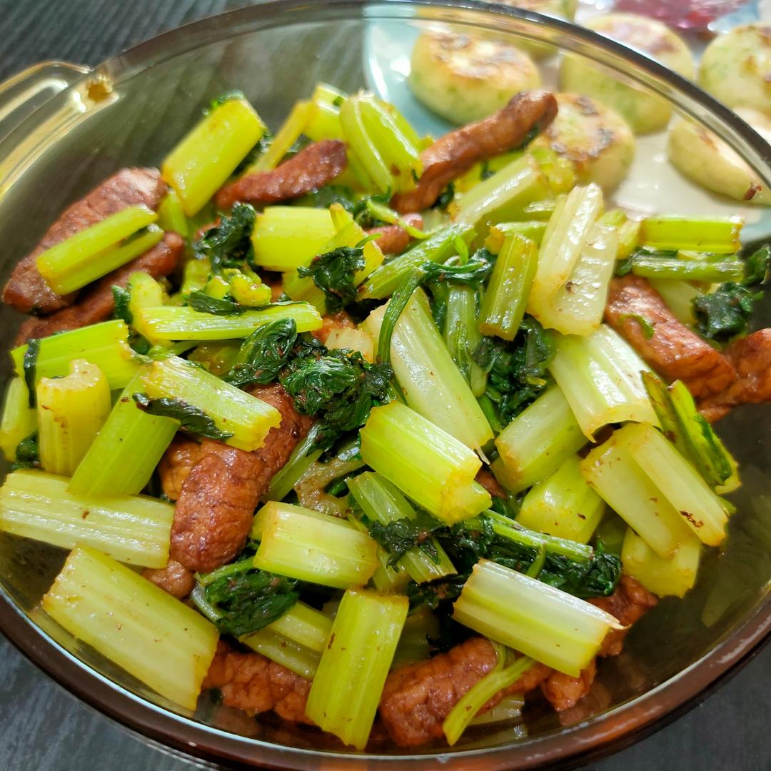 芹菜炒肉丝