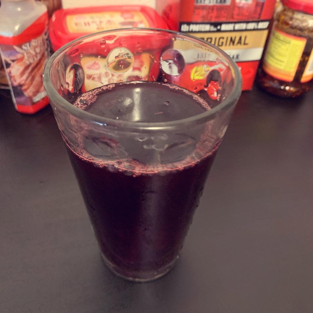 冰镇蓝莓汁
