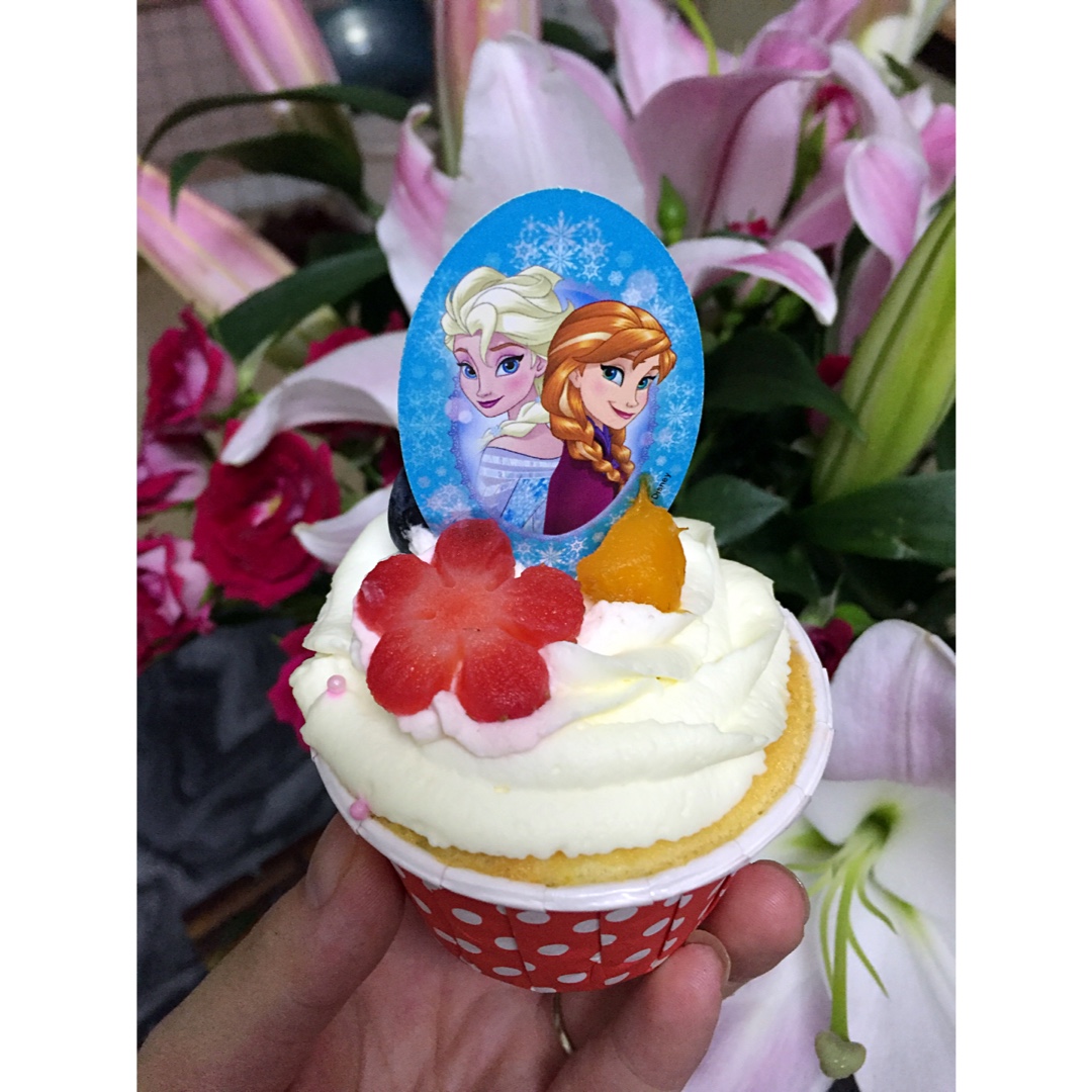 软绵绵戚风纸杯蛋糕