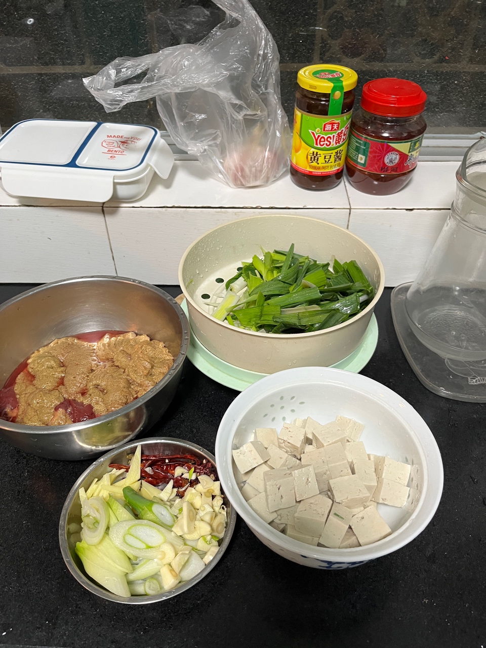 干锅鱼籽烧豆腐的做法 步骤3