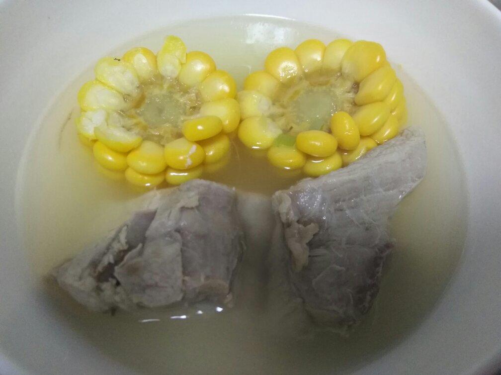 玉米排骨汤