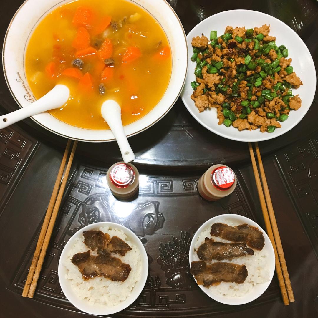 番茄土豆炖牛腩