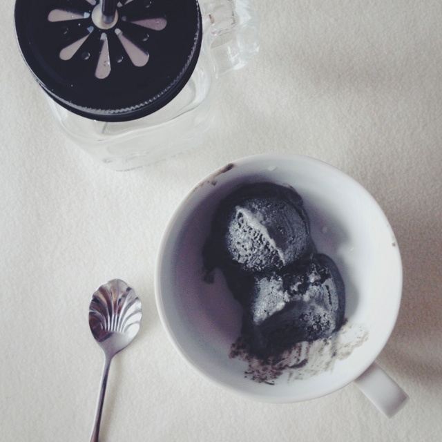 黑芝麻酱冰淇淋