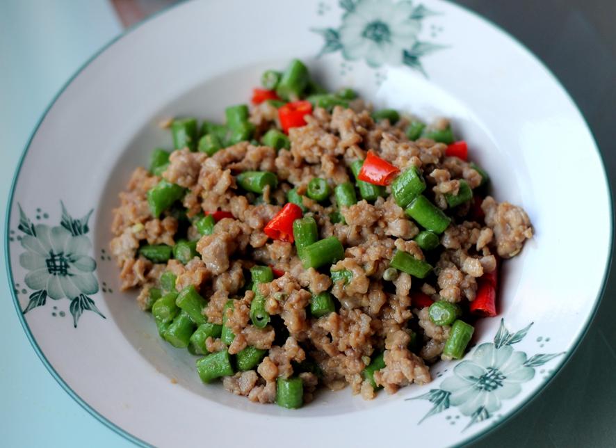 肉沫豆角下饭菜