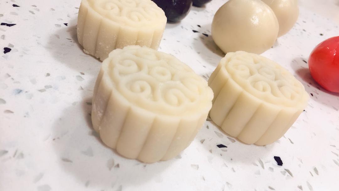传说中的大班冰皮月饼 终于能尝到啦～