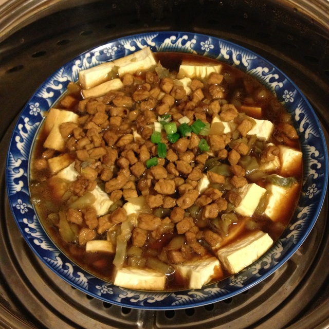 榨菜肉末蒸豆腐