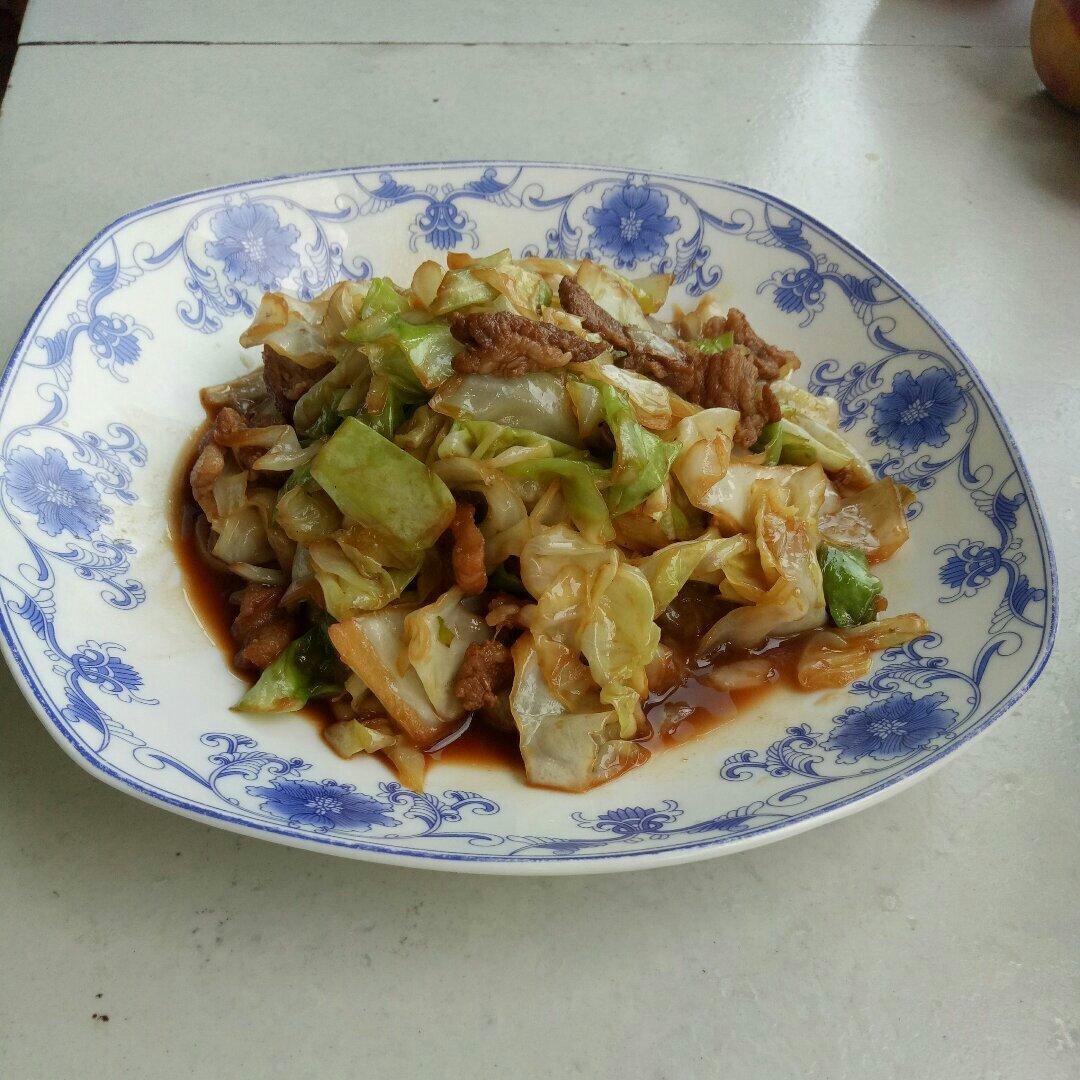 肉炒圆白菜