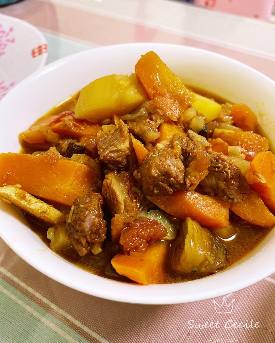 番茄土豆炖牛腩