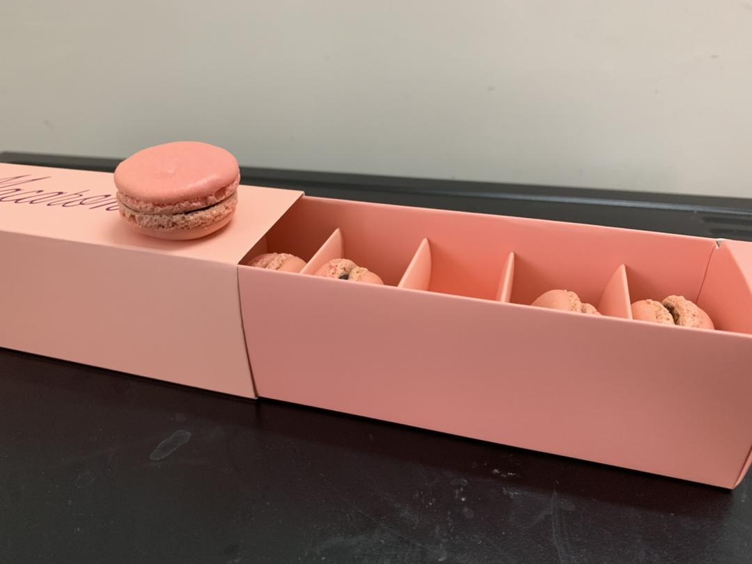 马卡龙(杏仁蛋白糖饼)