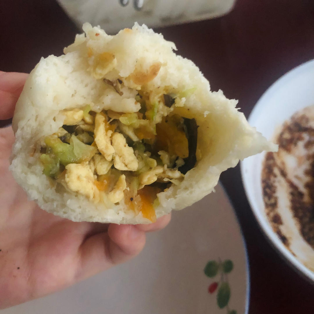 西葫芦鸡蛋包子