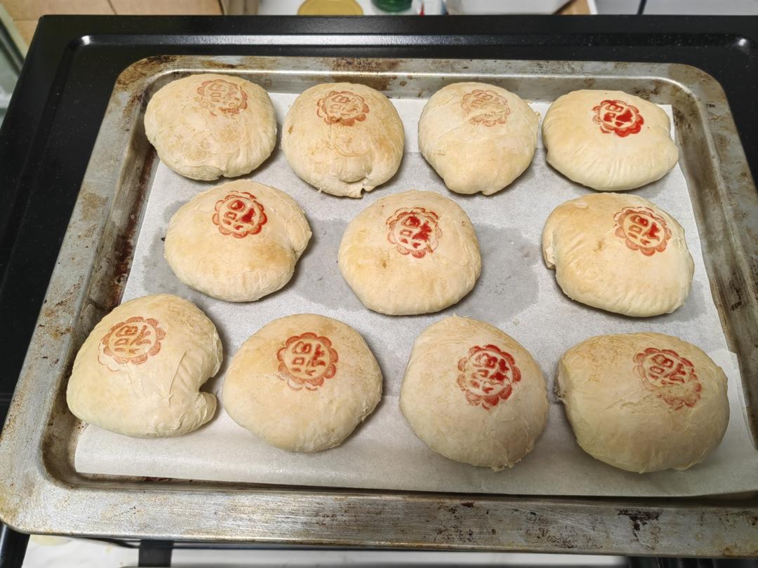 外酥里软，酥到掉渣的中式酥皮点心，爆好吃