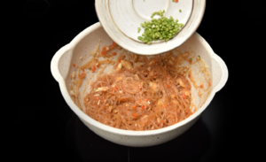 #海鲜汇集#🦀蟹肉粉丝煲的做法 步骤8