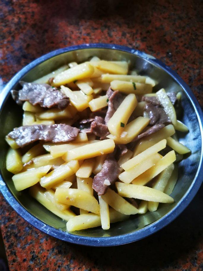 土豆炒牛肉