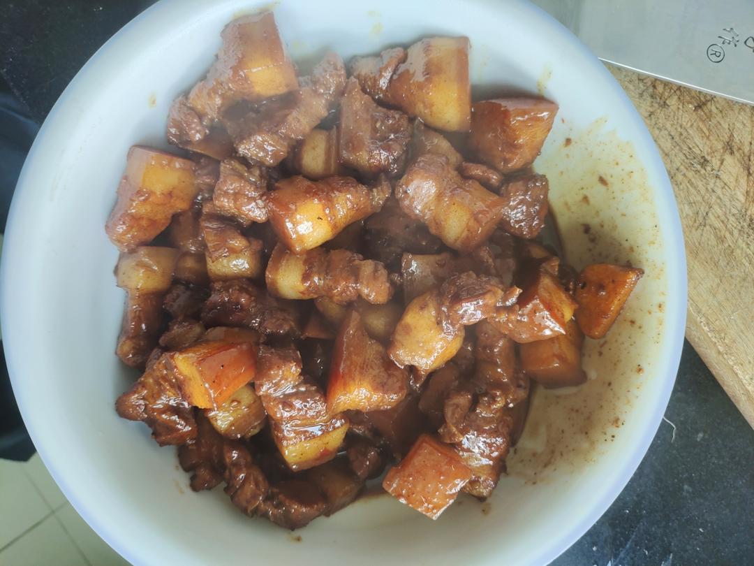 不焯水不放油的家常红烧肉