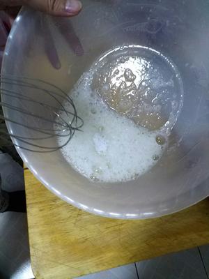 最简单朴素，烘焙小白也能轻松完成的电饭锅蛋糕的做法 步骤9