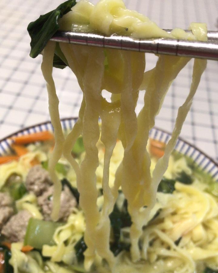 手工鸡蛋面
