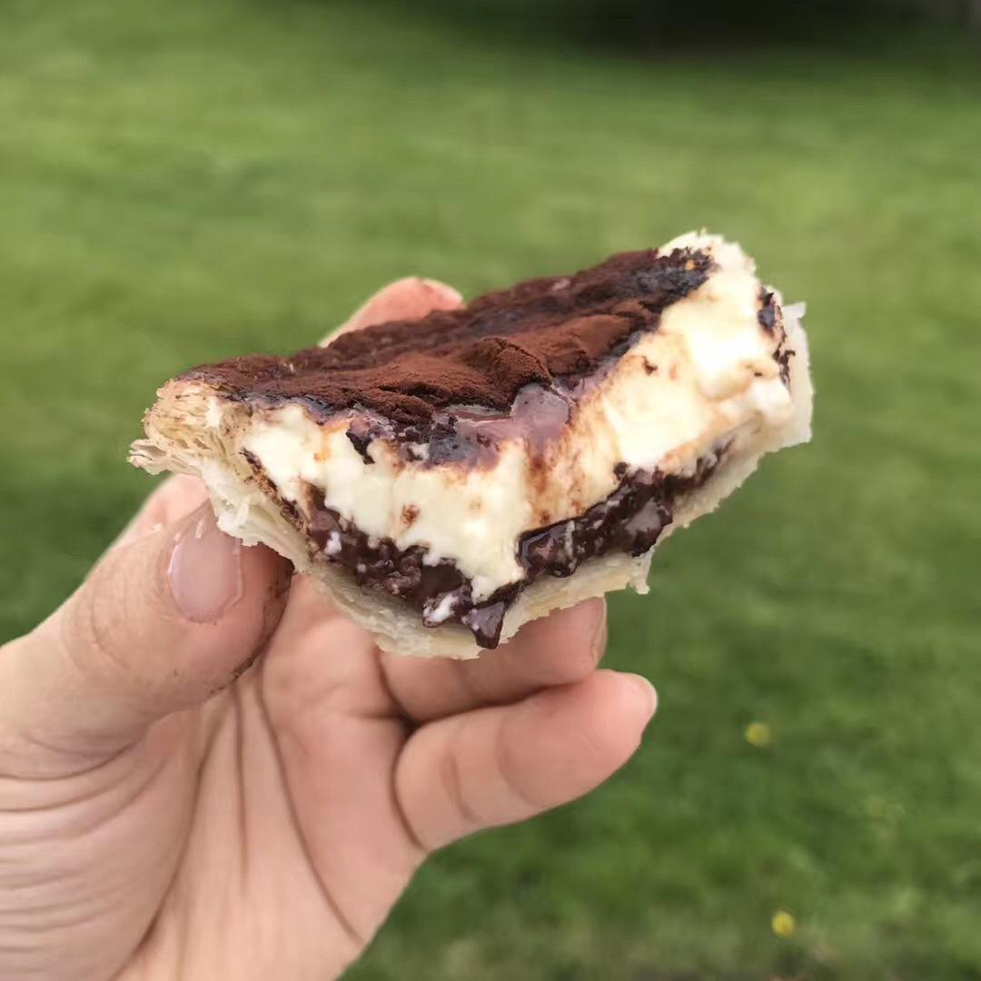 香浓丝滑❗️🔥一口爆浆的巧克力脏脏蛋挞❗️