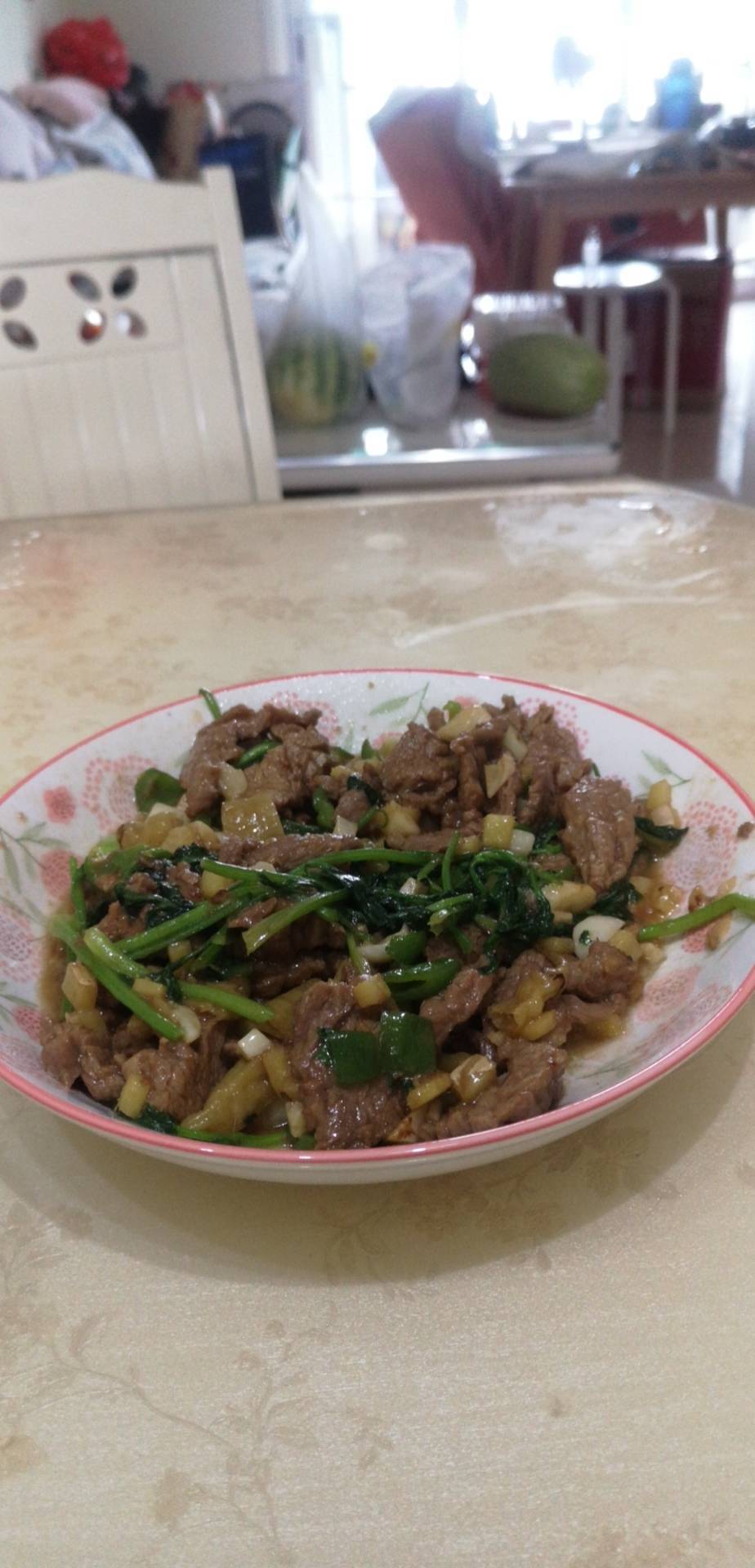 小炒黄牛肉，肉嫩味香！太好吃了简直是米饭杀手！