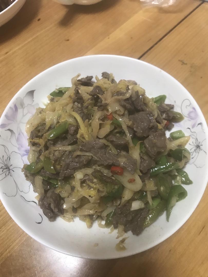 牛肉炒酸菜