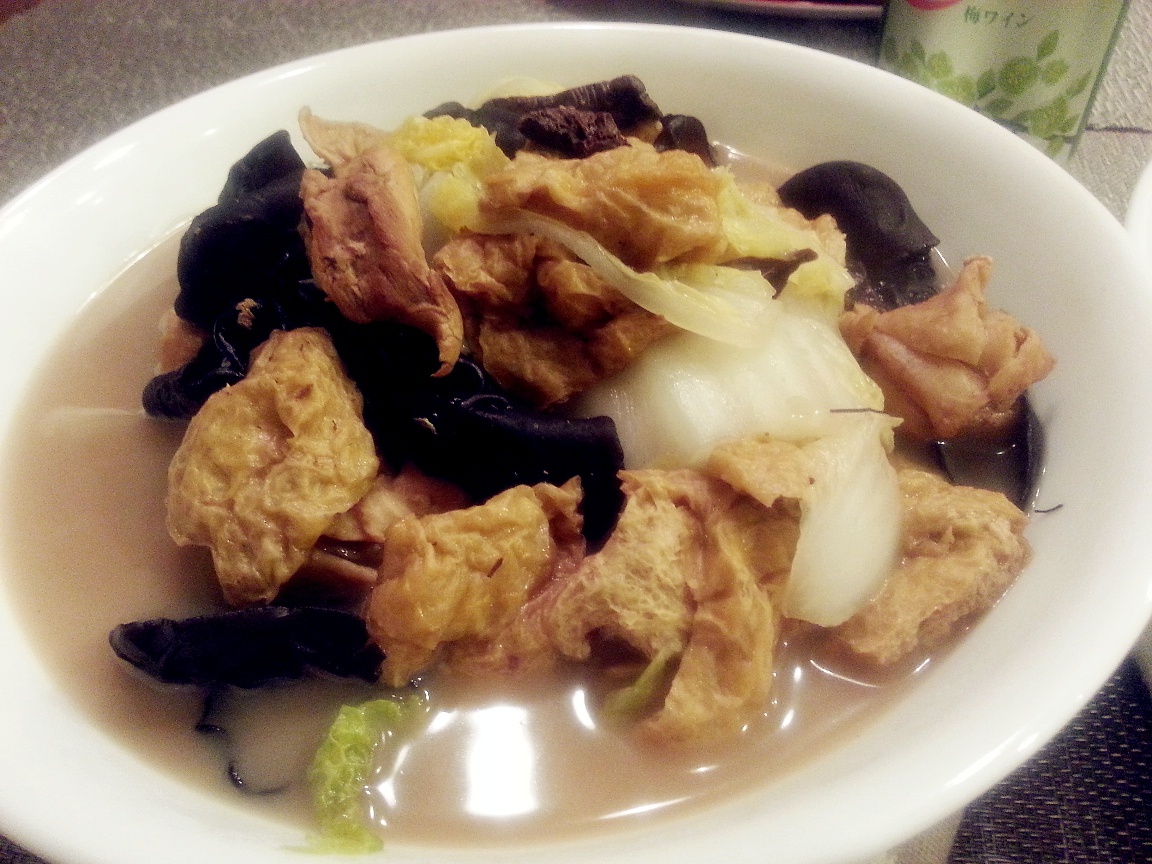 油豆腐香菇鸡腿煲