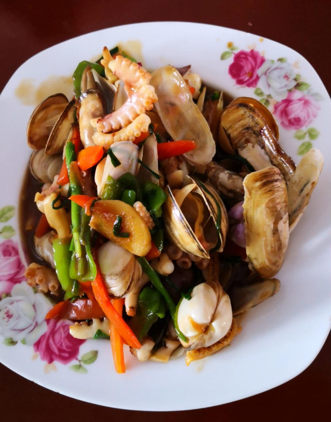 5分钟快手菜❗️秒杀路边摊爆炒花甲～好吃到爆