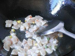 鸡丁炒莴苣的做法 步骤3