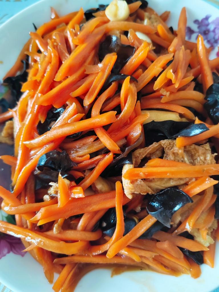 下饭菜鱼香鸡蛋