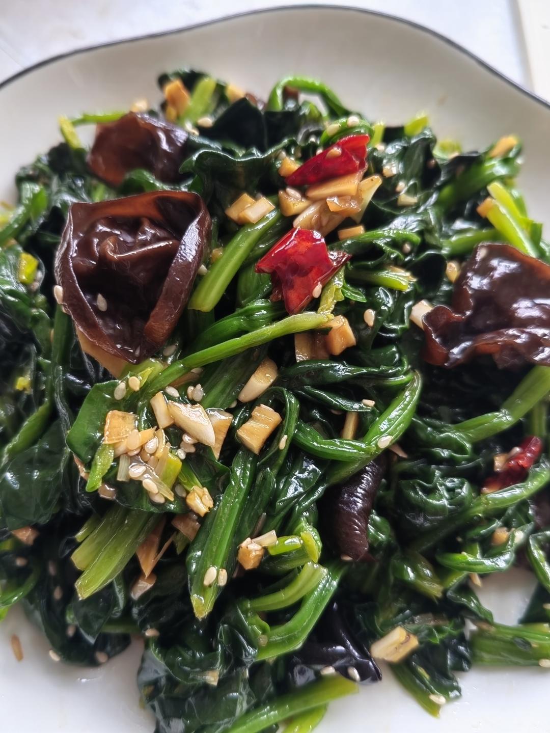 清爽开胃凉菜｜凉拌菠菜木耳