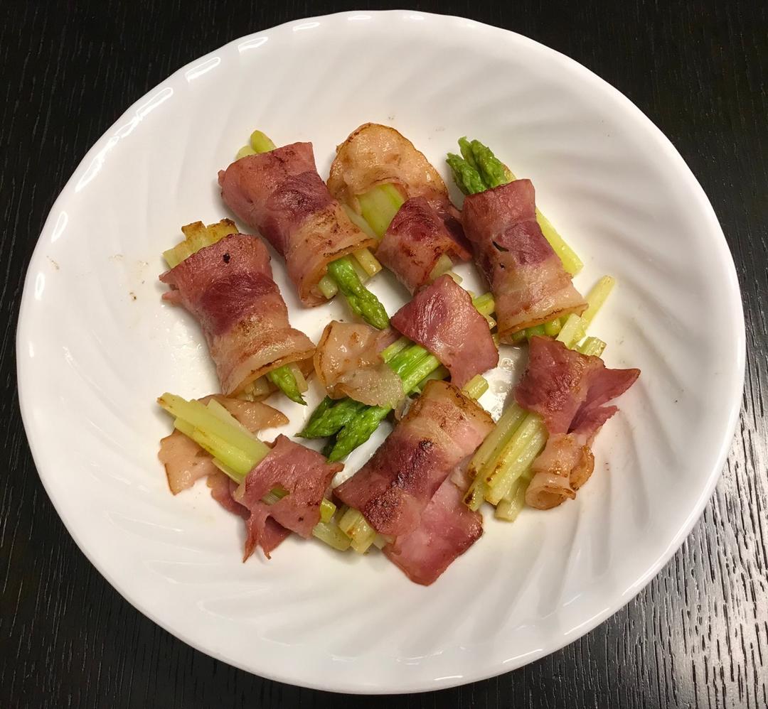 培根芦笋卷