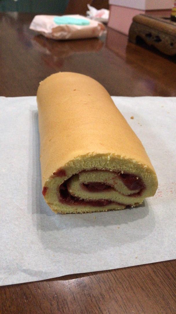 胖乎乎奶油芒果卷/不开裂不掉皮全过程详细图解烘焙视频/蛋糕篇6：「厚卷」