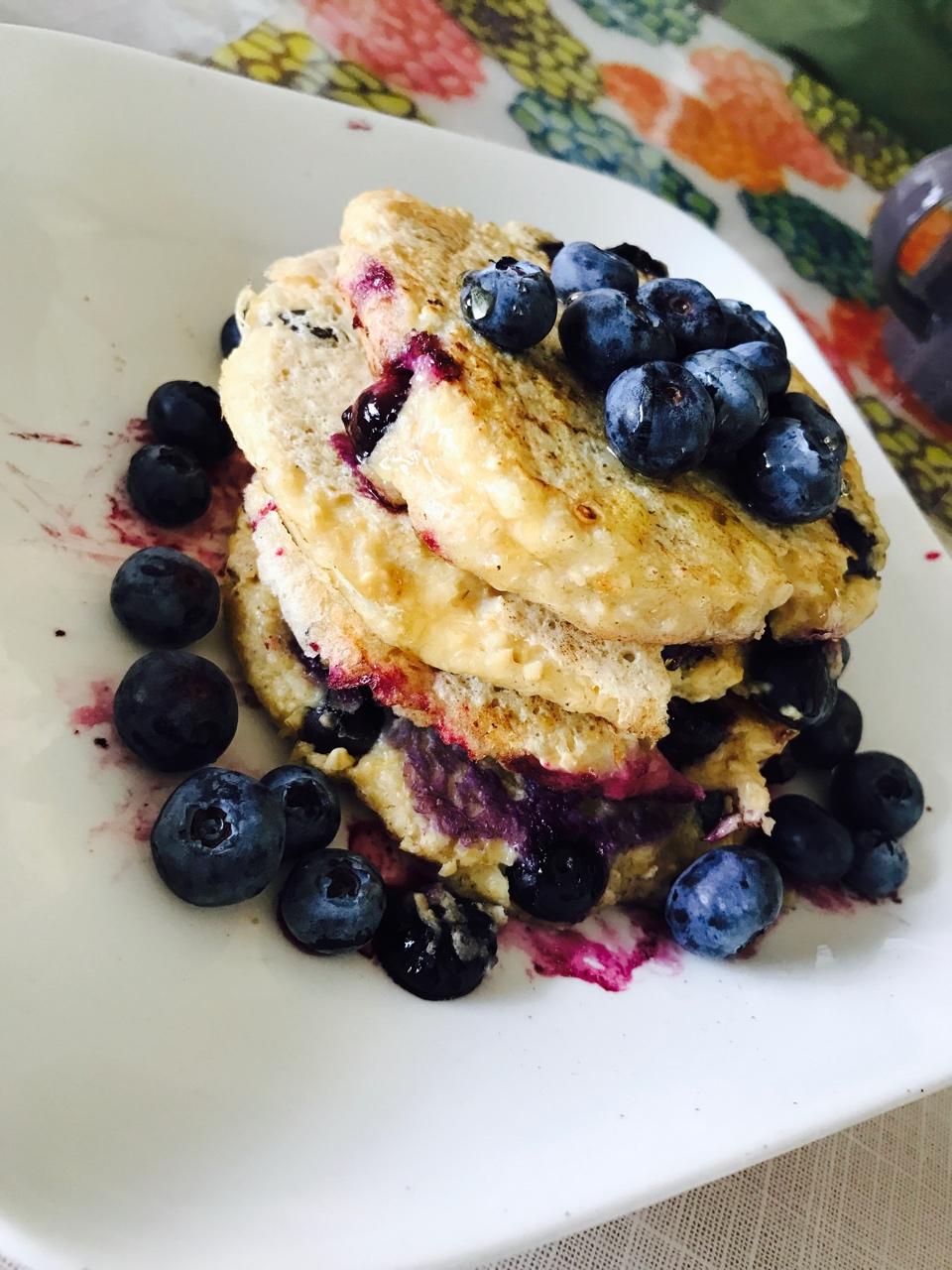 【Yummly】蓝莓燕麦煎饼