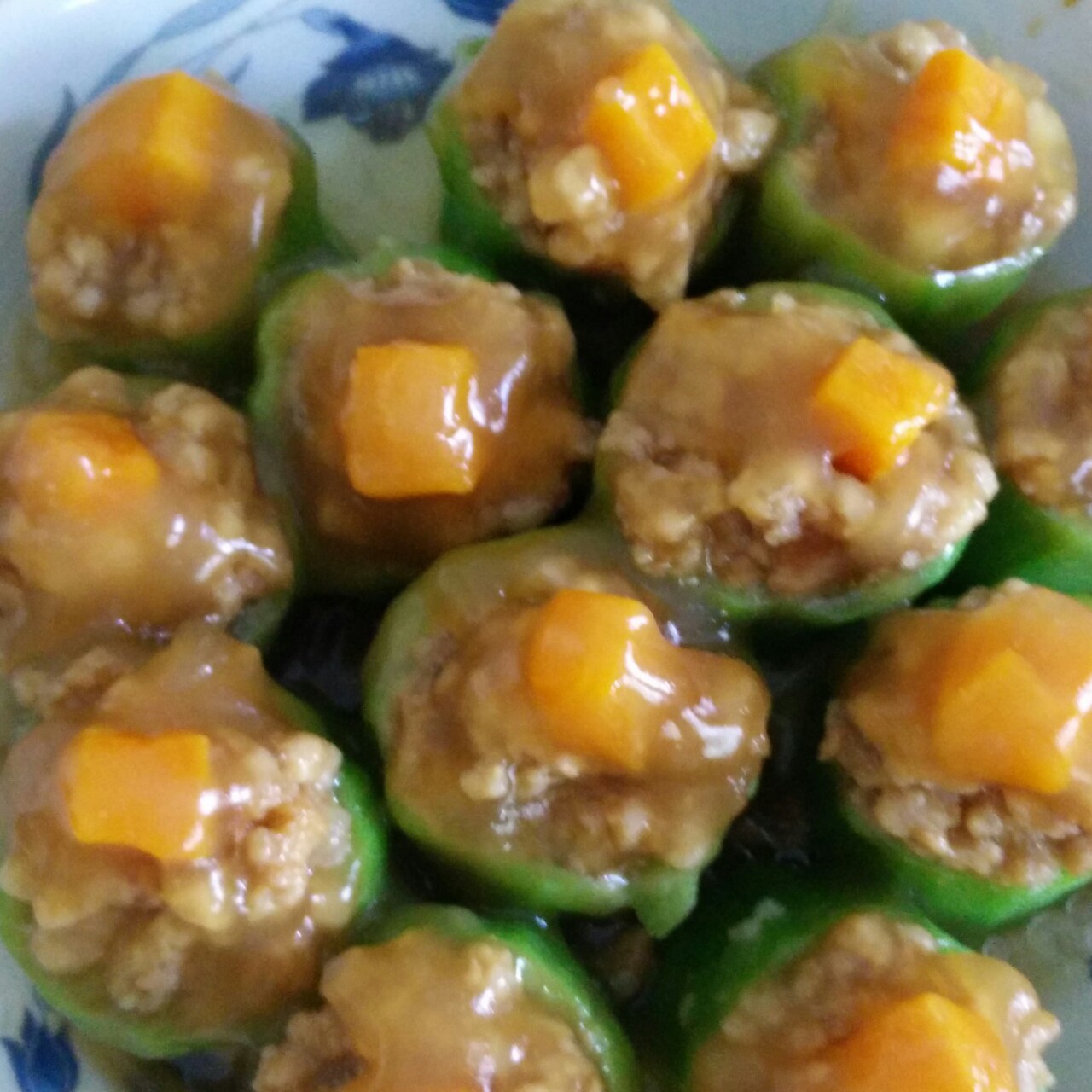 丝瓜酿肉丸