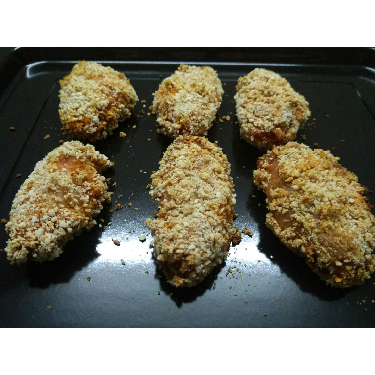 面包糠烤鸡翅